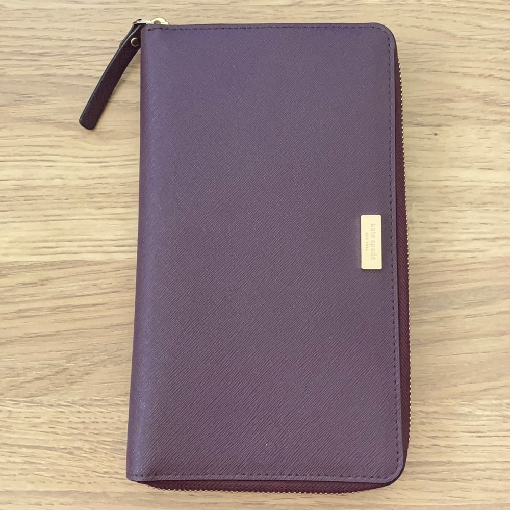 Kate Spade Clutch / Extra Large Wallet